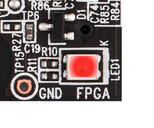 FPGAが未コンフィグの状態を表示するLED＝赤